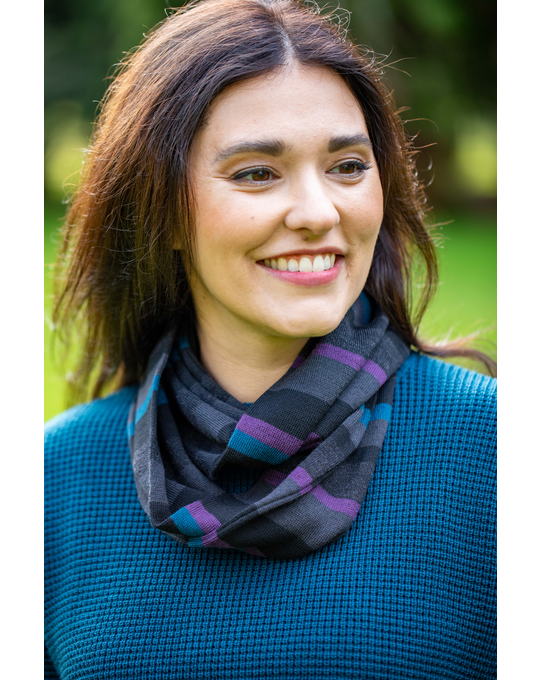 COUNTRY LAINE MULTI STRIPE INFINITY SCARF