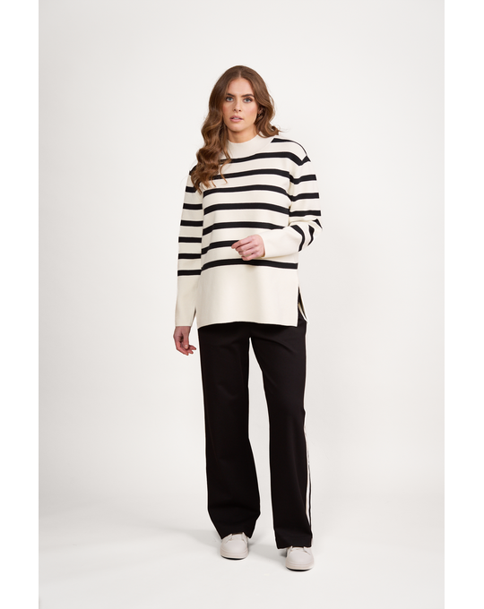 VASSALLI HIGH NECK RELAXED FIT SWEATER WITH SIDE SPLITS