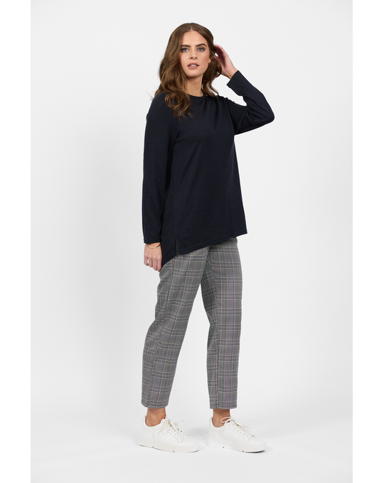 VASSALLI  MERINO LONG SLEEVE TOP WITH BACK BUTTON DETAIL