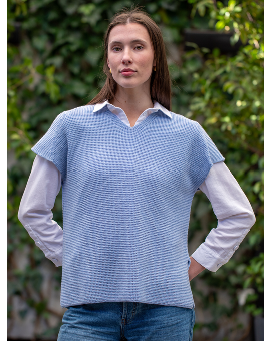 COUNTRY LAINE VEE WAFFLE VEST