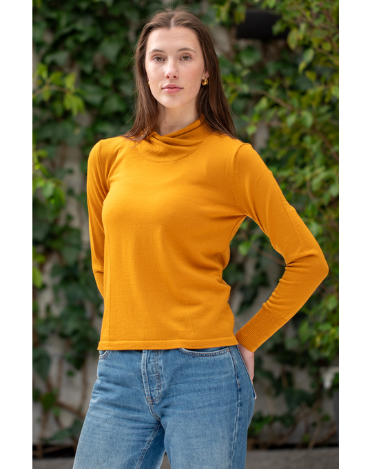 COUNTRY LAINE CLASSIC WRAP NECK SWEATER