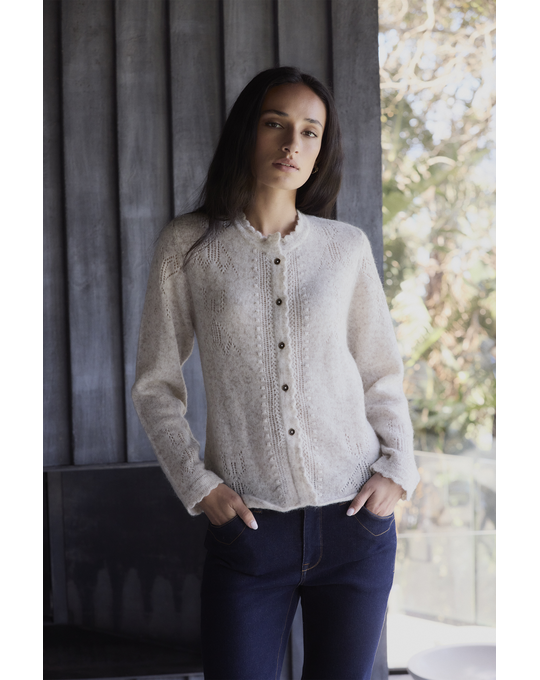 LANIA ORCHID CARDI 