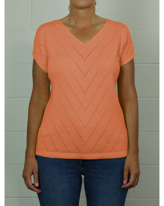 OPTIMUM CAP SLEEVE TOP WITH ANGLE LINES