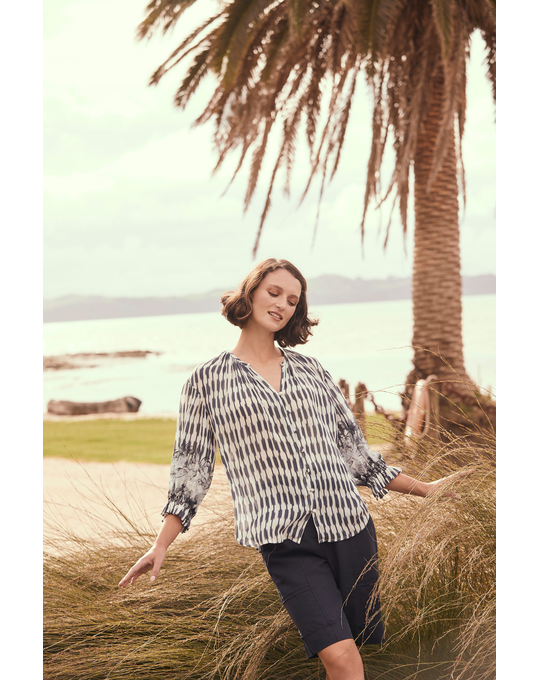 LANIA SCRIPT SHIRT